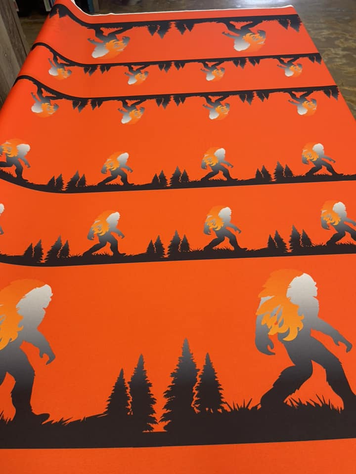 Bigfoot repeat border