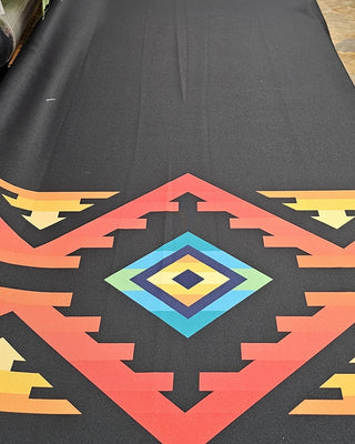 Large Geometric Border