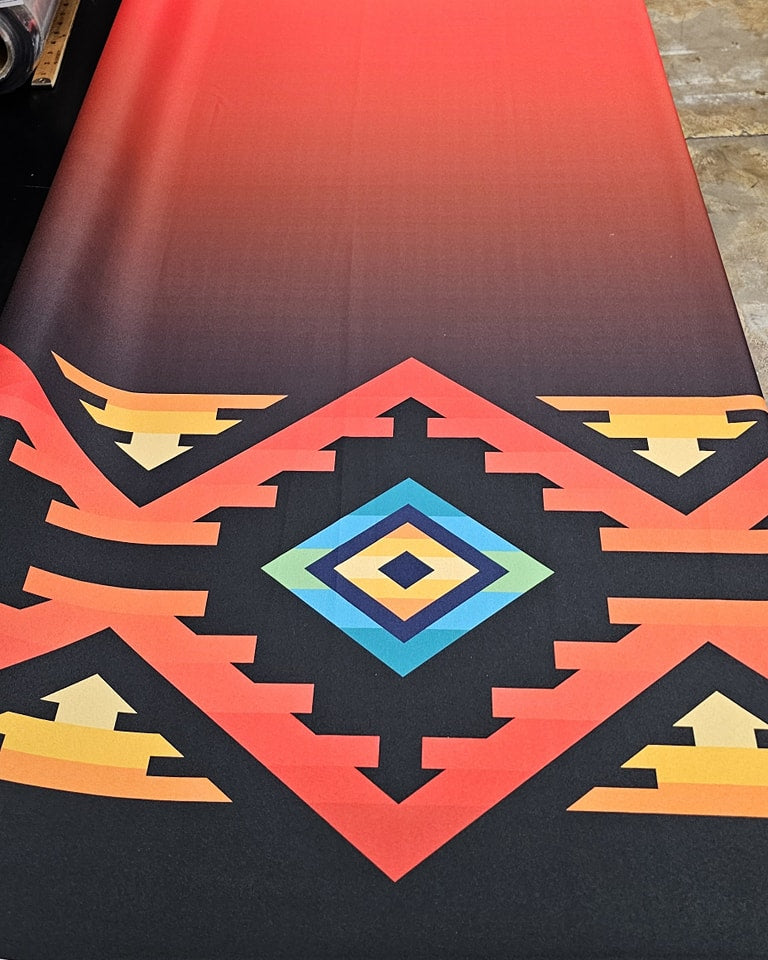 Large Geometric Border
