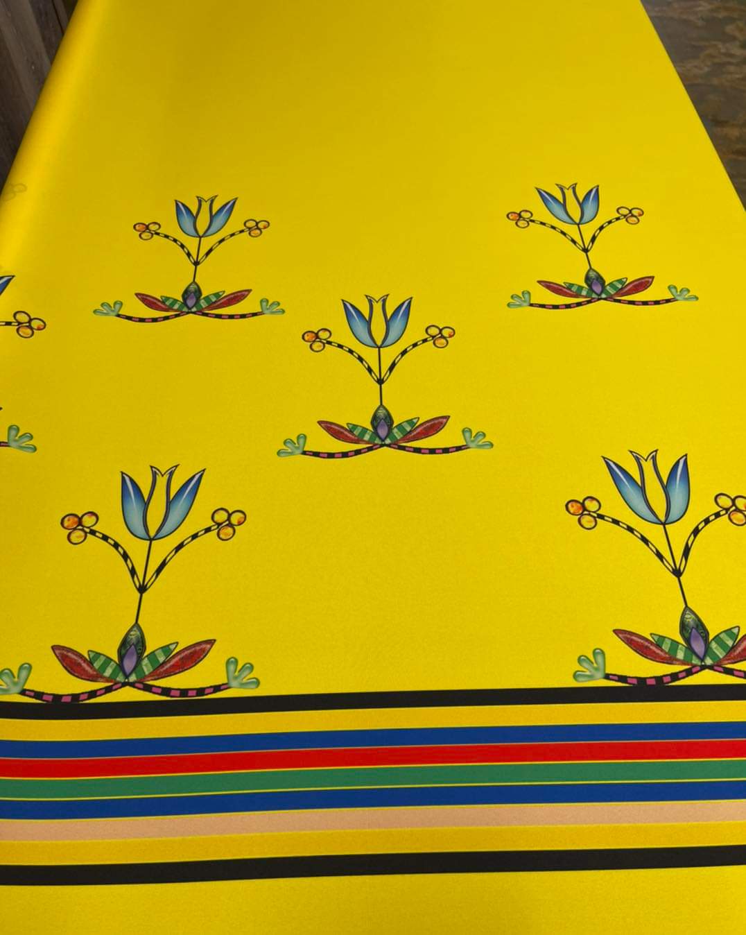 Floral 9 band stripe design